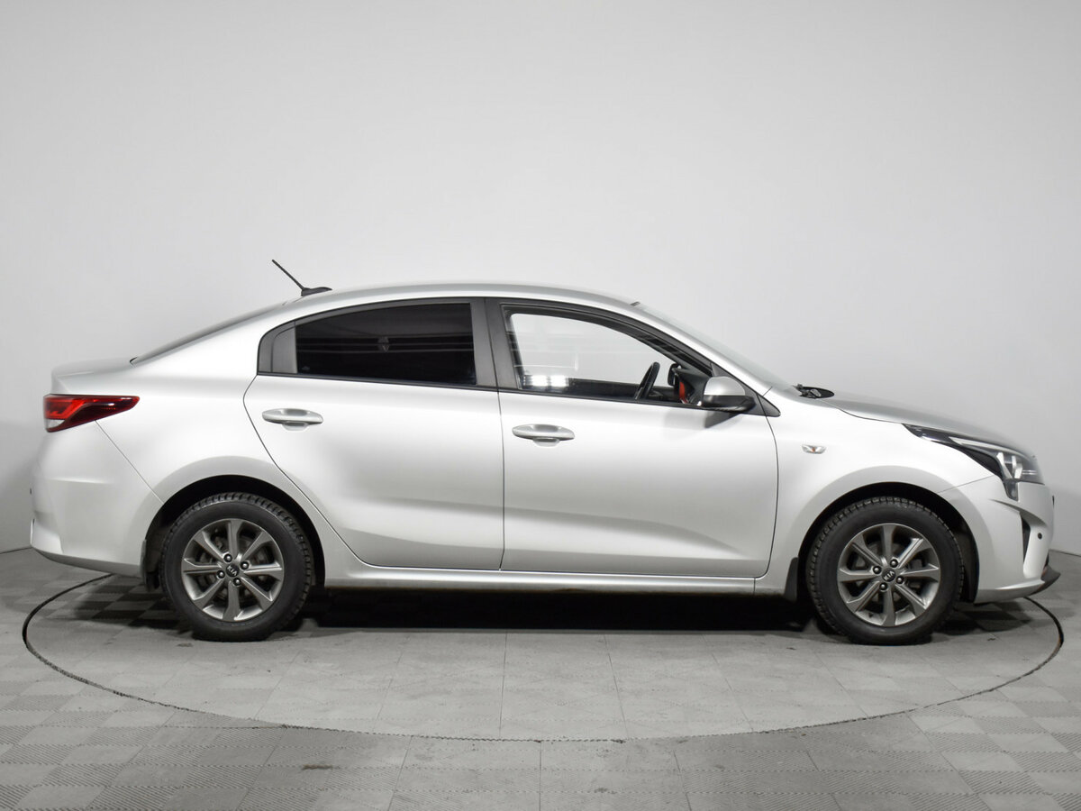 Купить Kia Rio с пробегом. Фото: #3