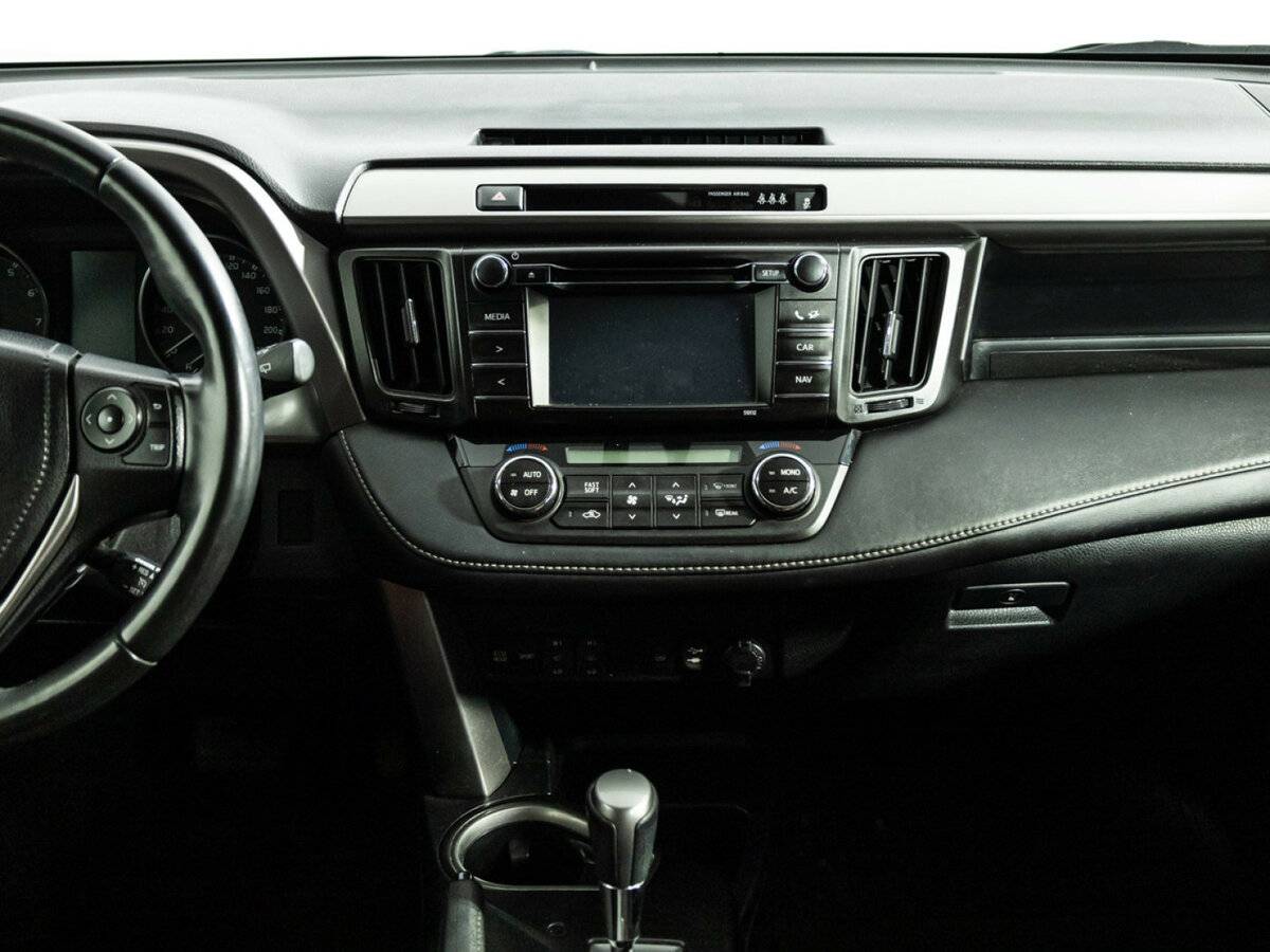 Купить Toyota RAV4 с пробегом. Фото: #13