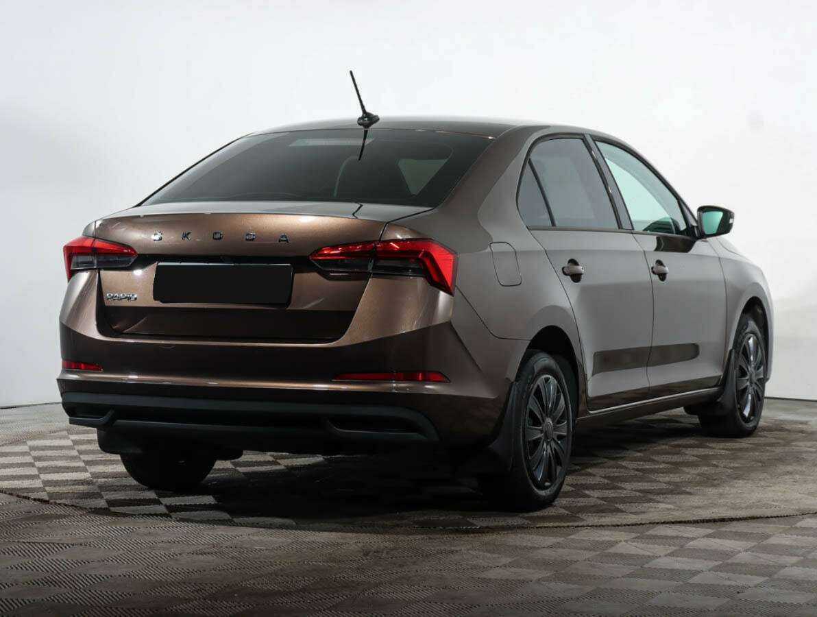 Купить Skoda Rapid с пробегом. Фото: #1
