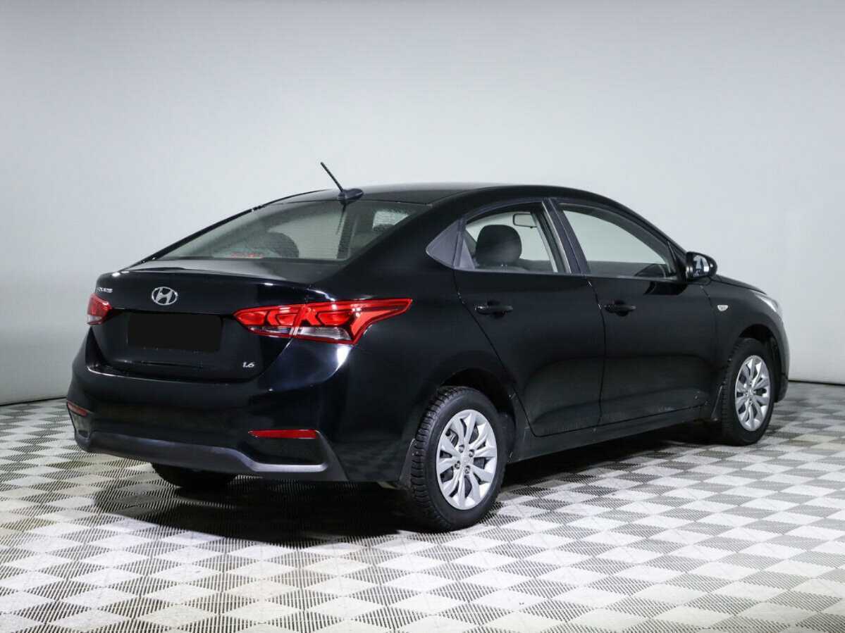 Купить Hyundai Solaris с пробегом. Фото: #3