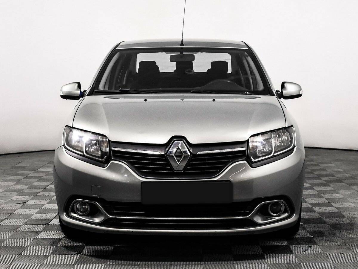 Купить Renault Logan с пробегом. Фото: #1