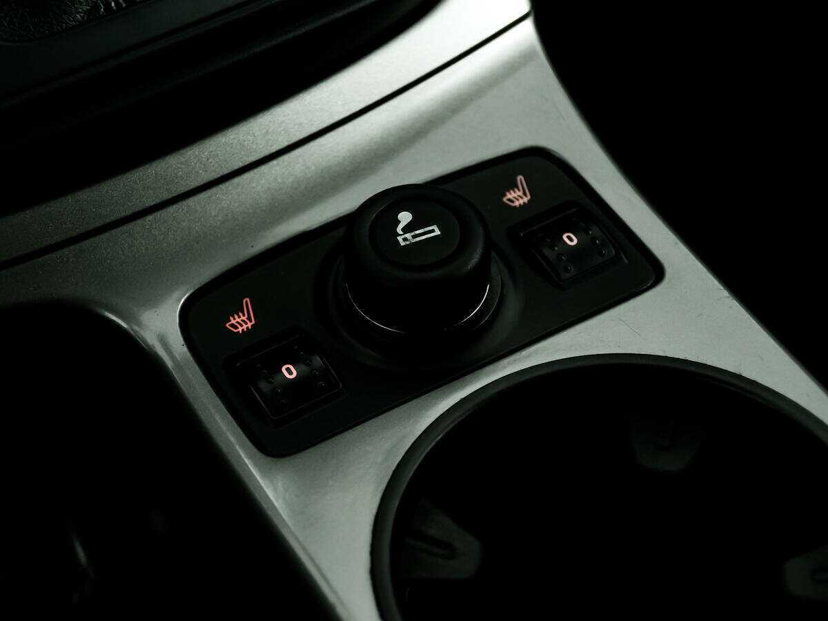 Купить Ford Kuga с пробегом. Фото: #14