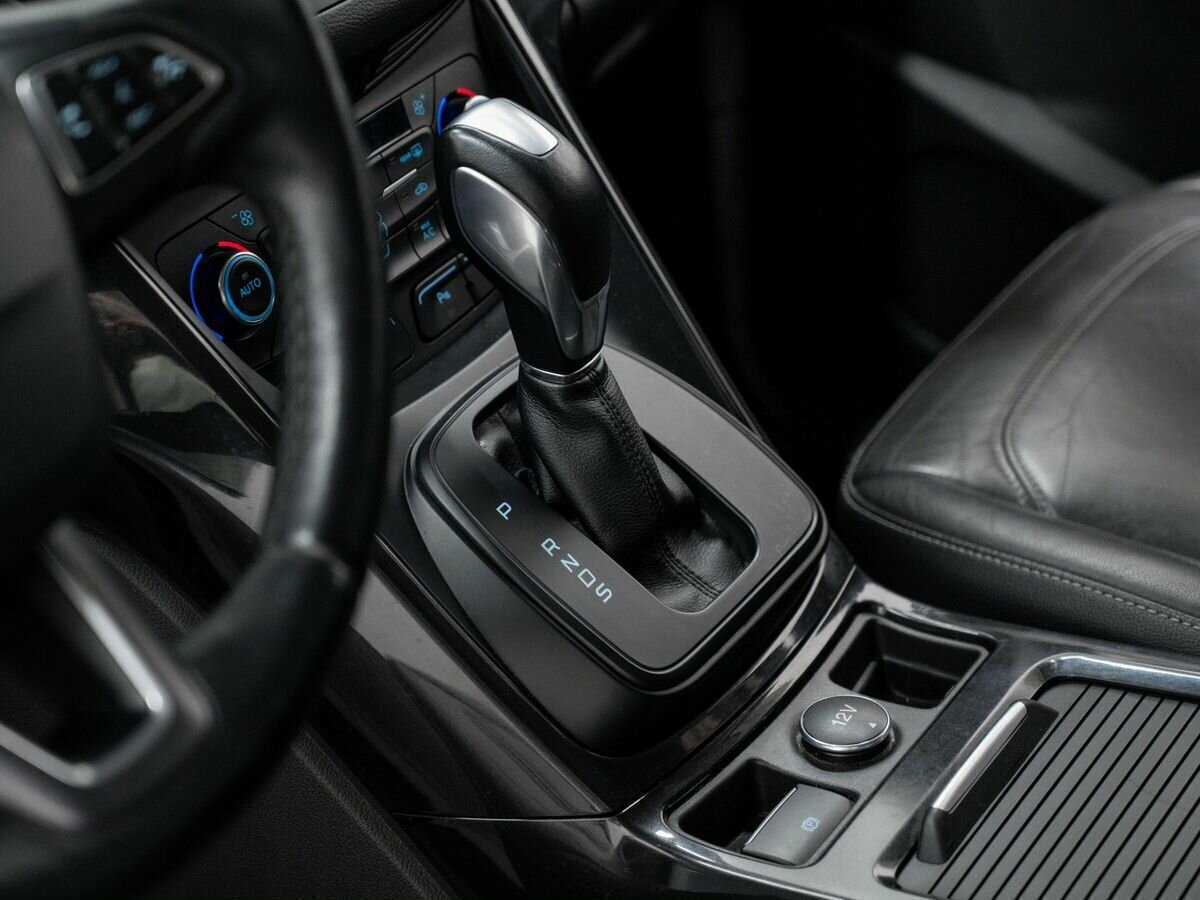 Купить Ford Kuga с пробегом. Фото: #17