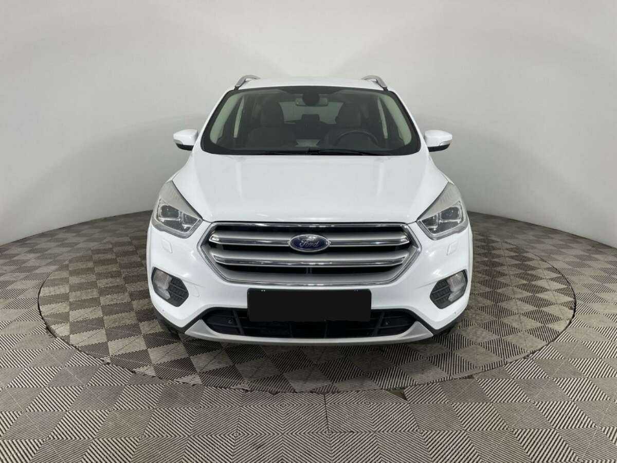 Купить Ford Kuga с пробегом. Фото: #1