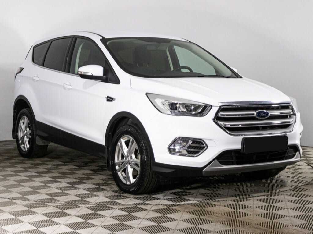 Купить Ford Kuga с пробегом. Фото: #2