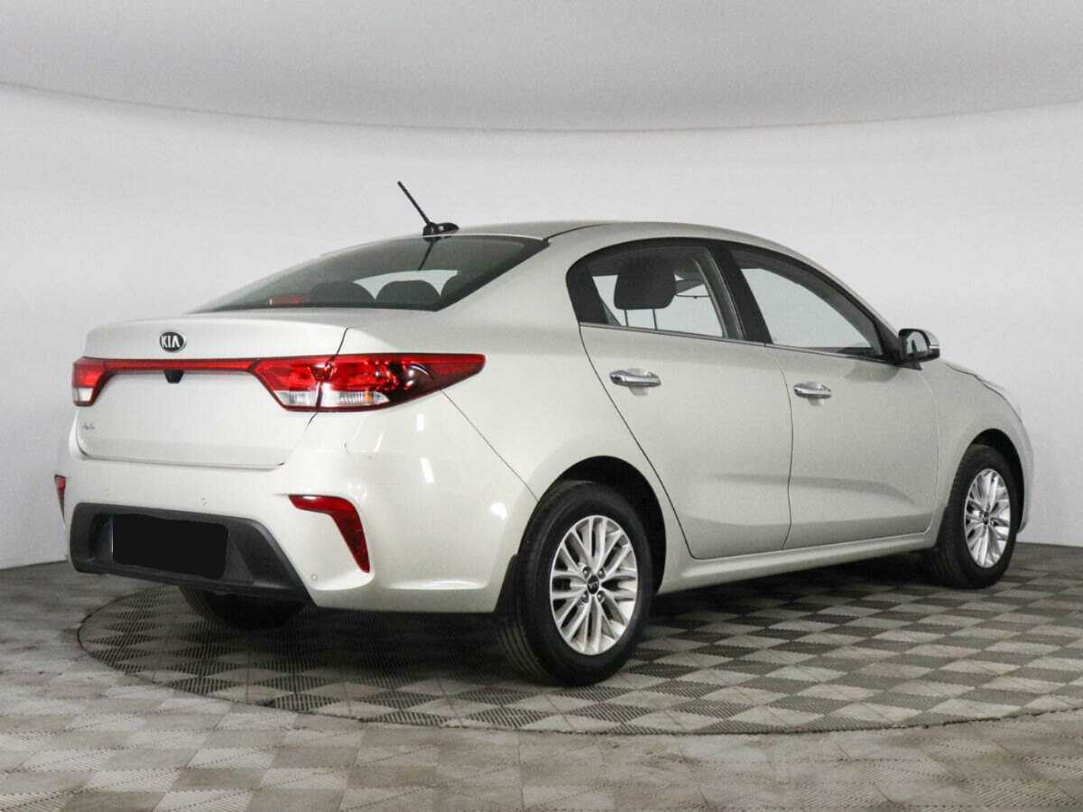 Купить Kia Rio с пробегом. Фото: #4
