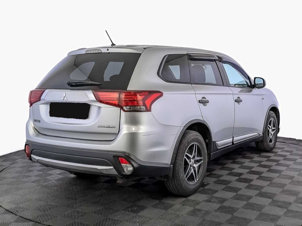 Купить Mitsubishi Outlander с пробегом. Фото: #4