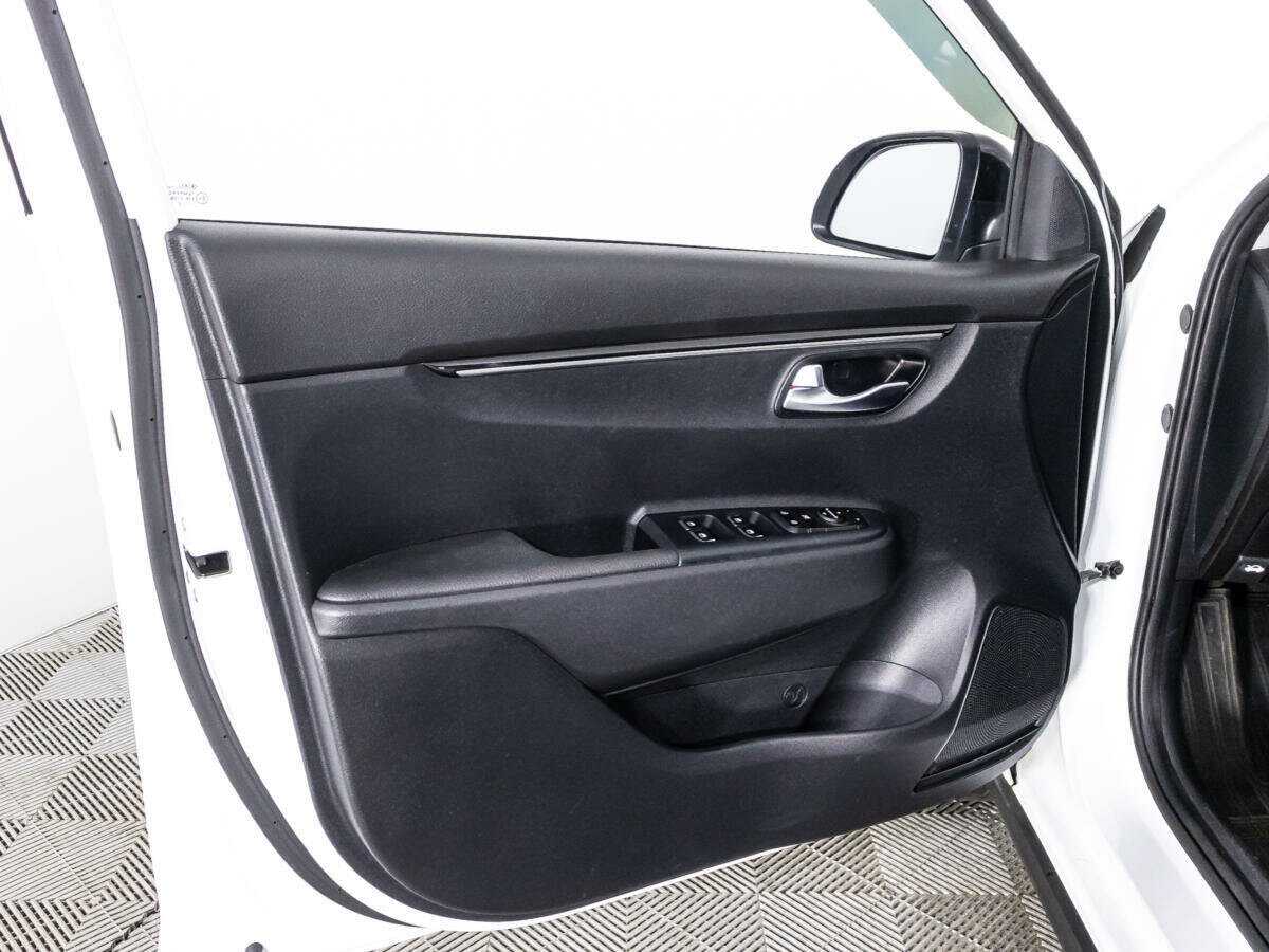 Купить Kia Rio с пробегом. Фото: #24