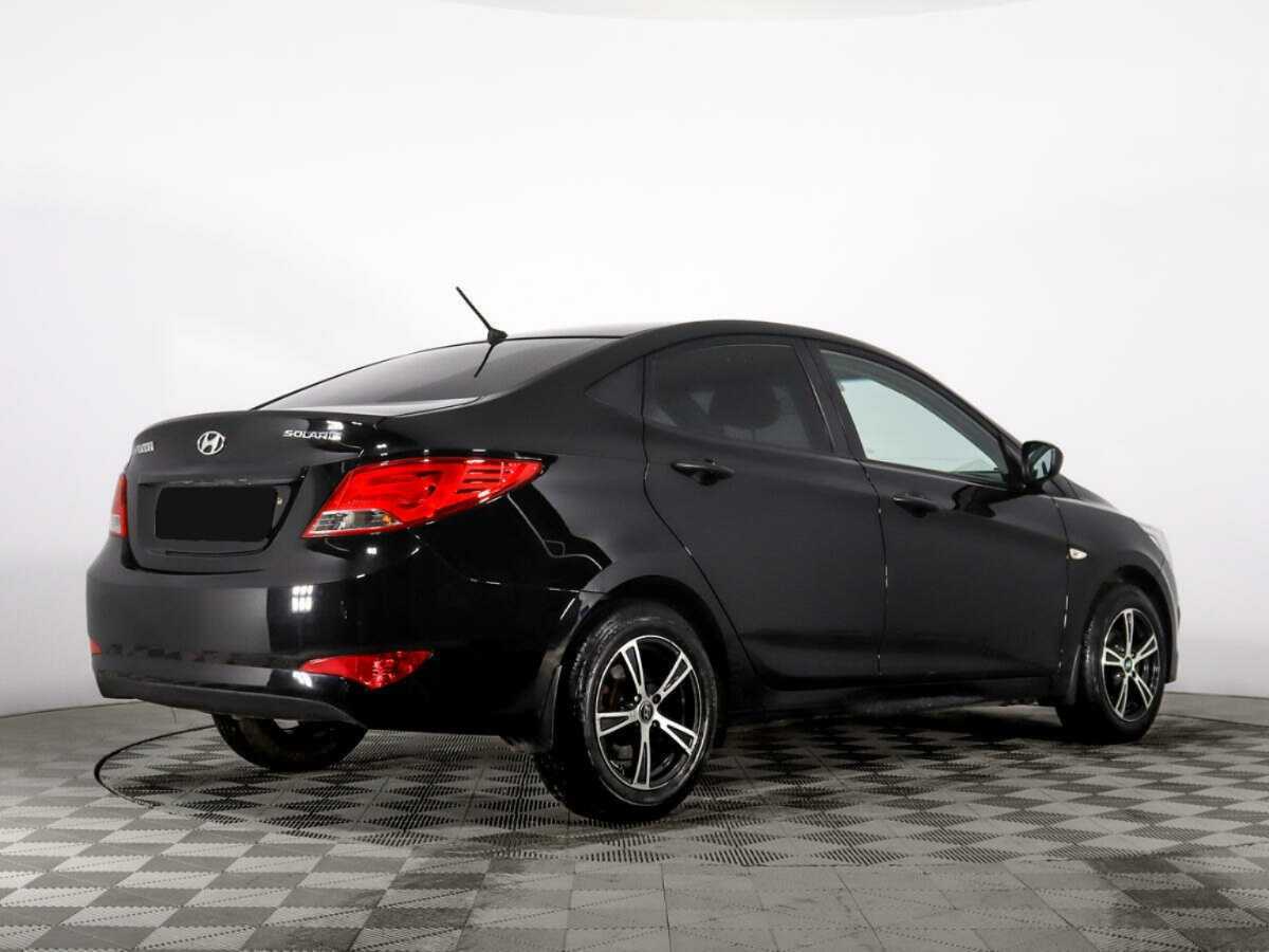 Купить Hyundai Solaris с пробегом. Фото: #4