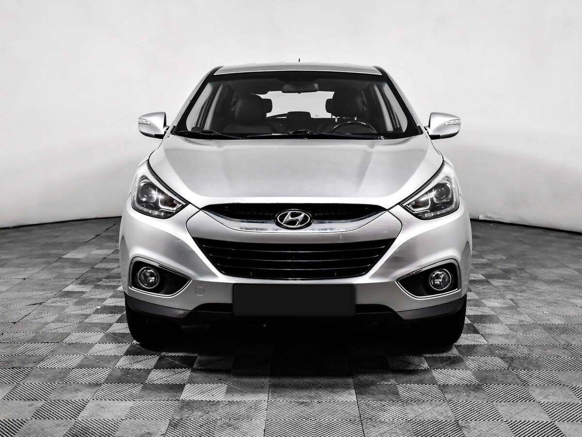 Купить Hyundai ix35 с пробегом. Фото: #1