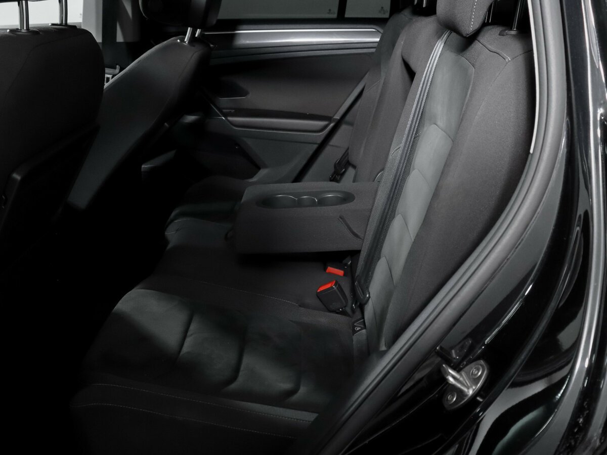 Купить Volkswagen Tiguan с пробегом. Фото: #7