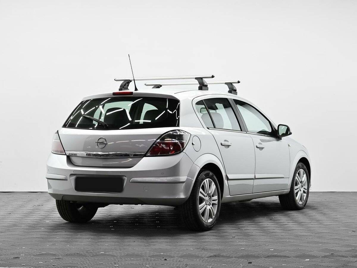 Купить Opel Astra с пробегом. Фото: #3
