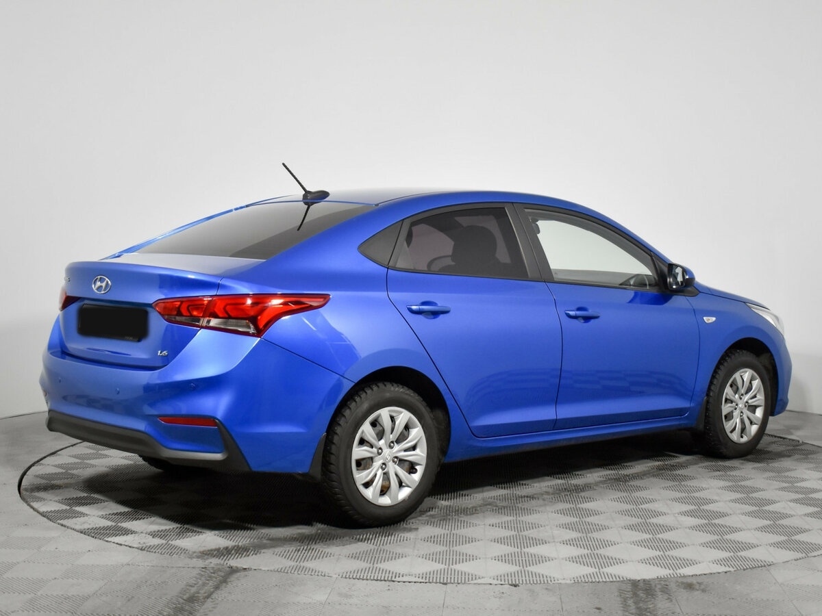 Купить Hyundai Solaris с пробегом. Фото: #4