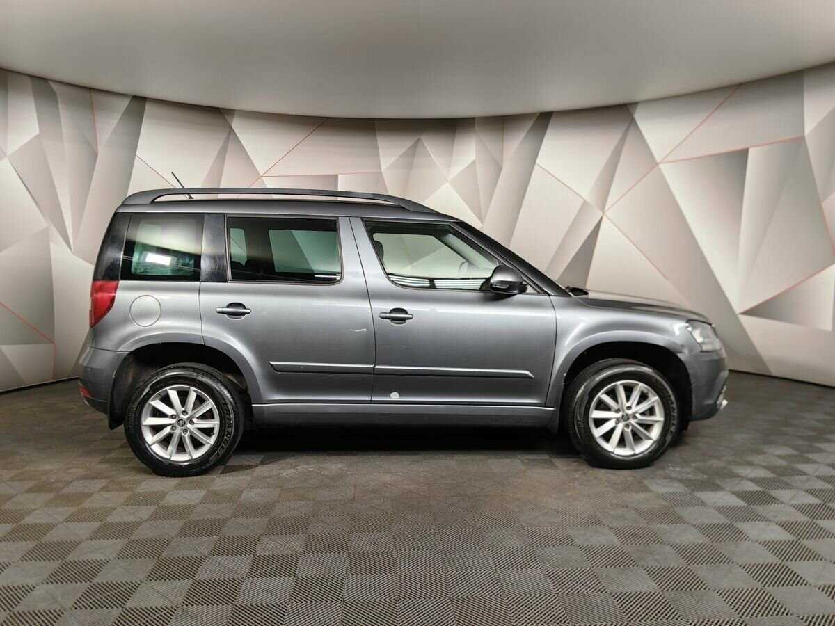 Купить Skoda Yeti с пробегом. Фото: #5