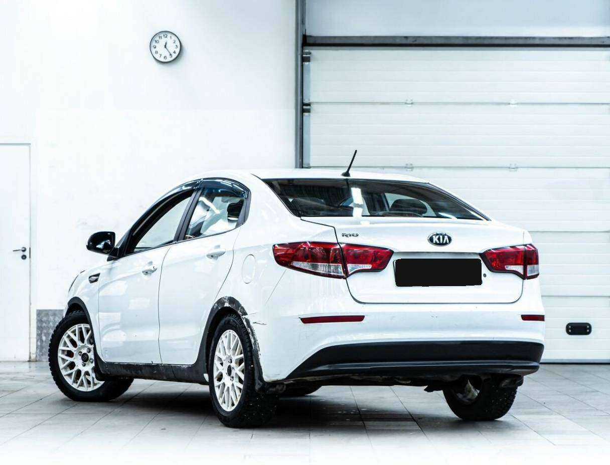 Купить Kia Rio с пробегом. Фото: #3