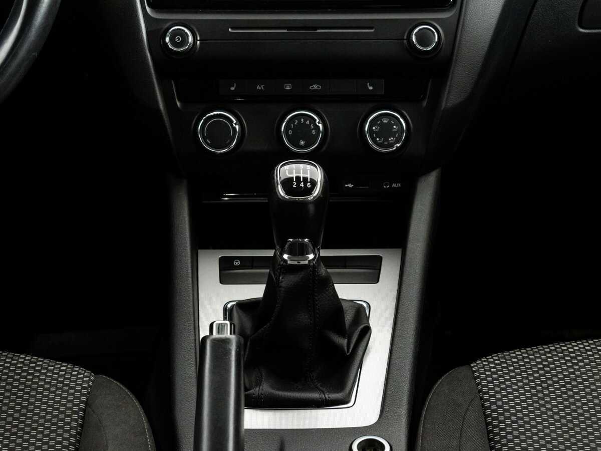 Купить Skoda Octavia с пробегом. Фото: #9
