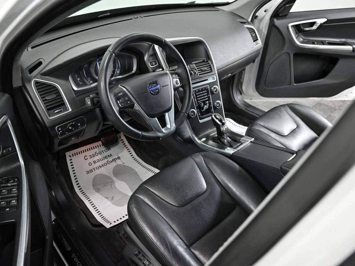 Купить Volvo XC60 с пробегом. Фото: #5