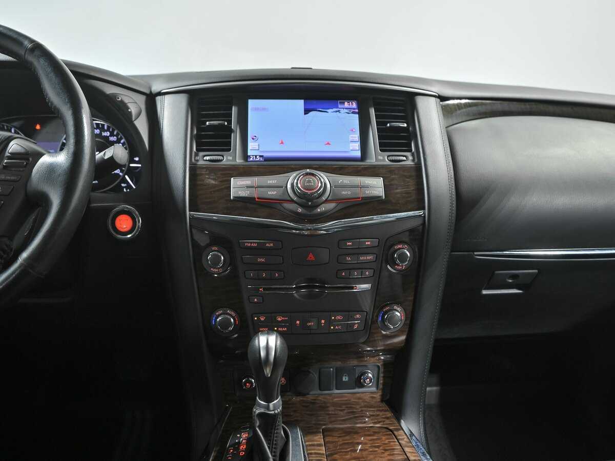 Купить Nissan Patrol с пробегом. Фото: #10