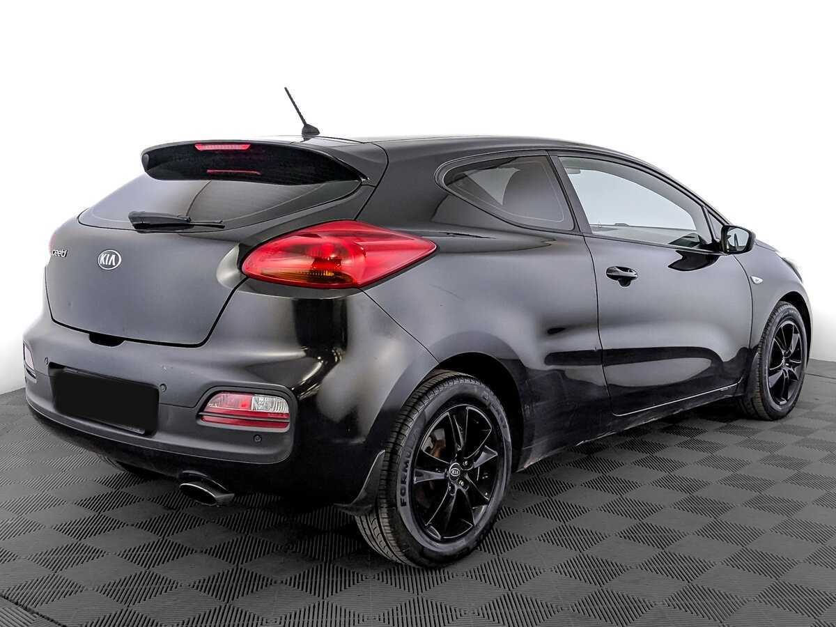 Купить Kia Ceed с пробегом. Фото: #4
