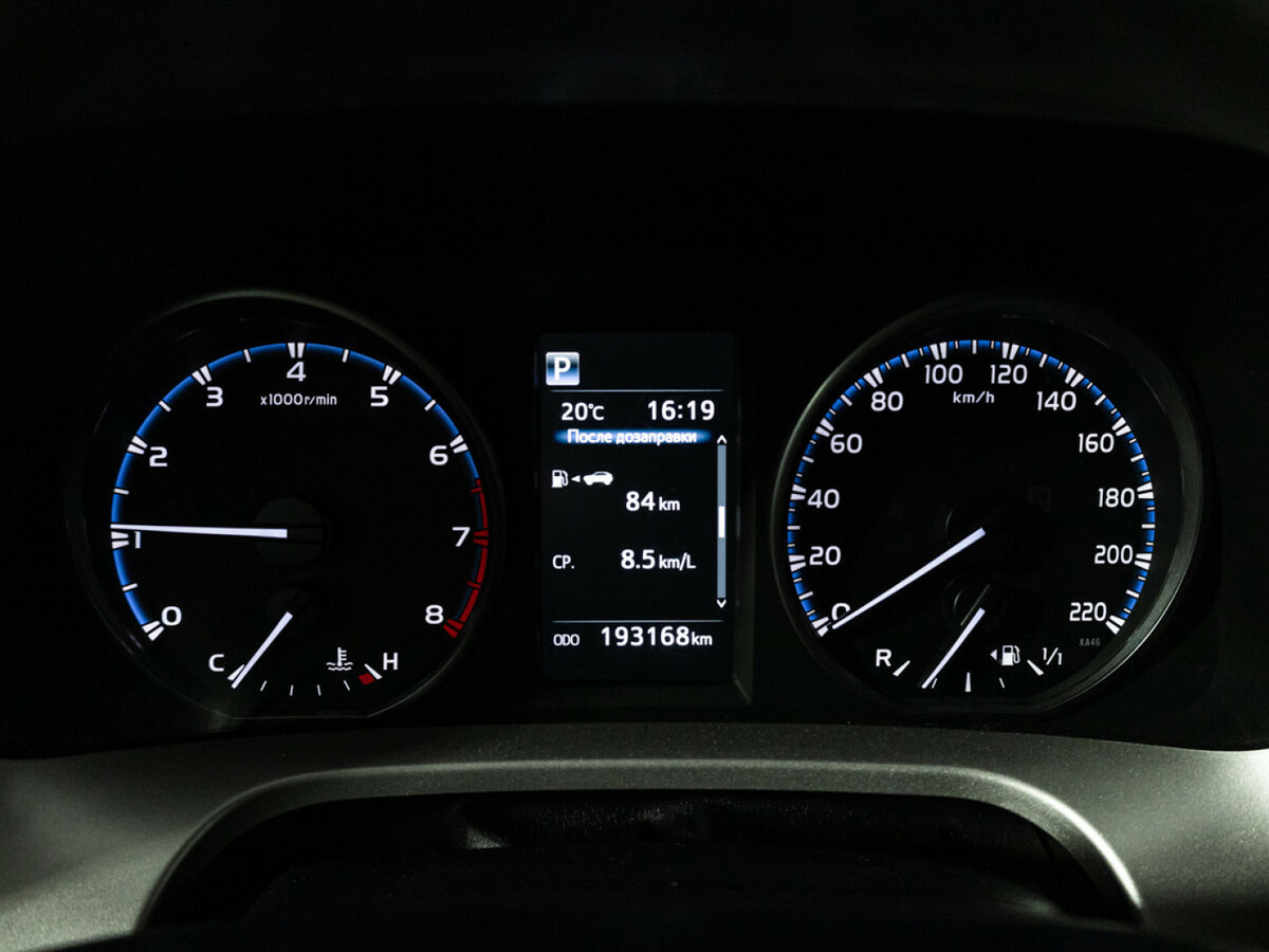 Купить Toyota RAV4 с пробегом. Фото: #11