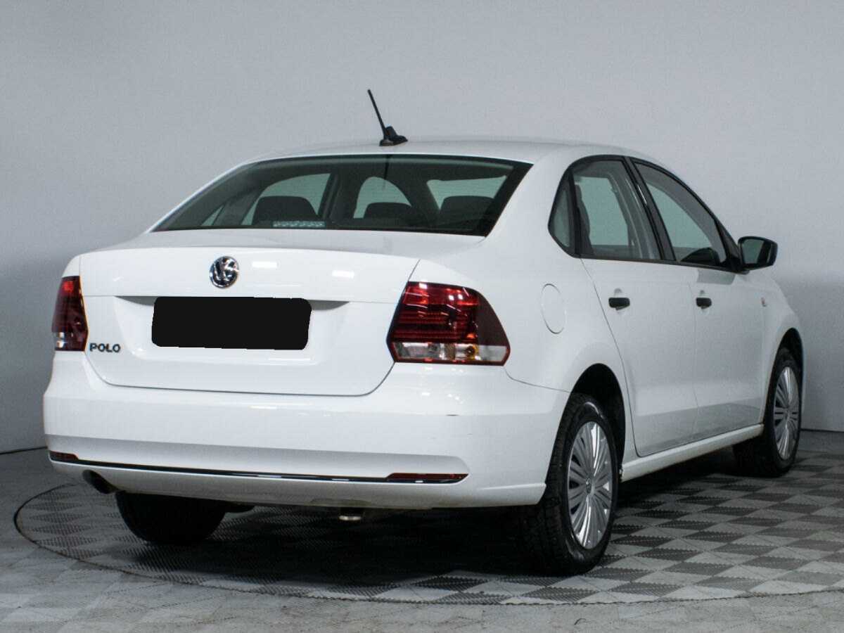 Купить Volkswagen Polo с пробегом. Фото: #4