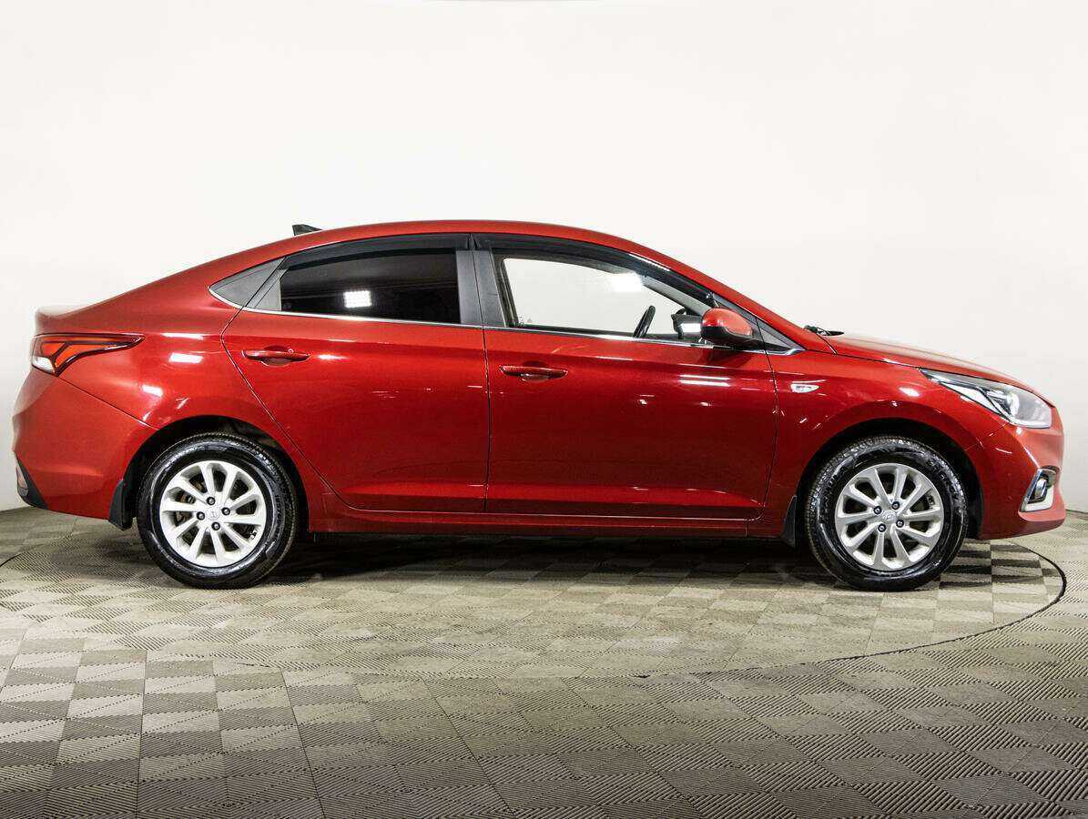Купить Hyundai Solaris с пробегом. Фото: #3
