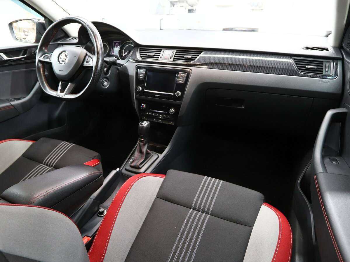 Купить Skoda Rapid с пробегом. Фото: #16