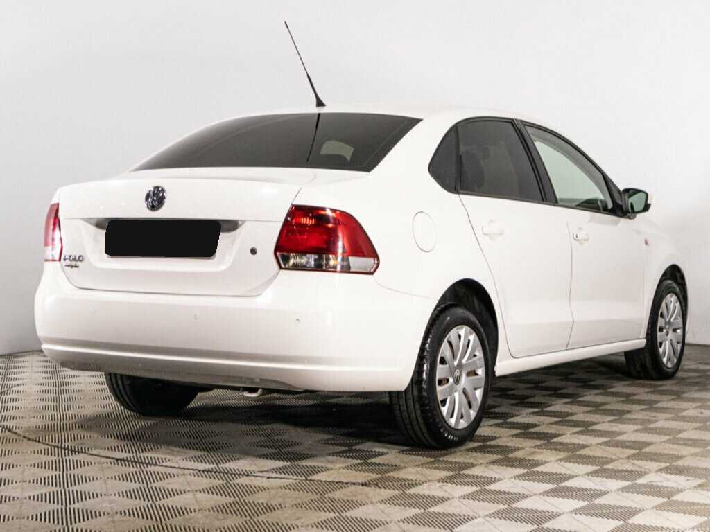 Купить Volkswagen Polo с пробегом. Фото: #4
