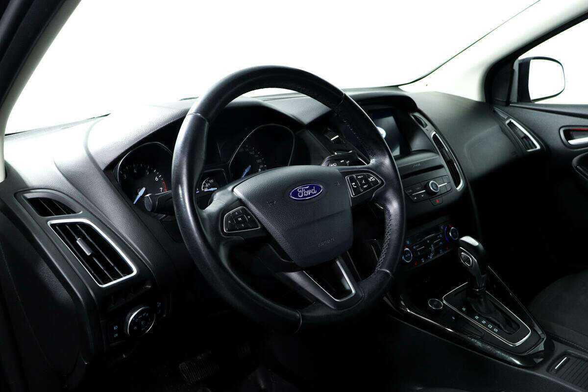 Купить Ford Focus с пробегом. Фото: #12