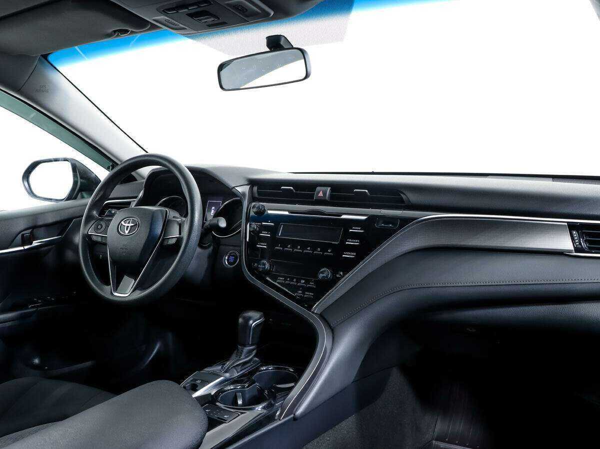Купить Toyota Camry с пробегом. Фото: #6