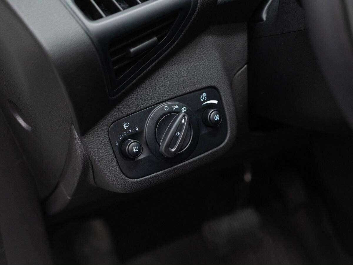 Купить Ford Kuga с пробегом. Фото: #16