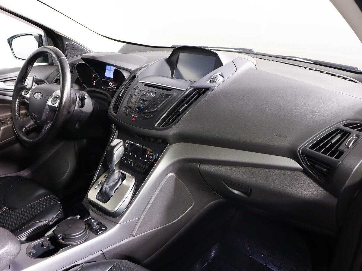 Купить Ford Kuga с пробегом. Фото: #8