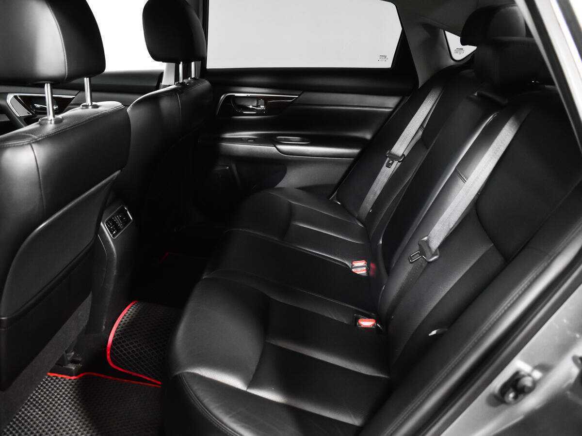 Купить Nissan Teana с пробегом. Фото: #7