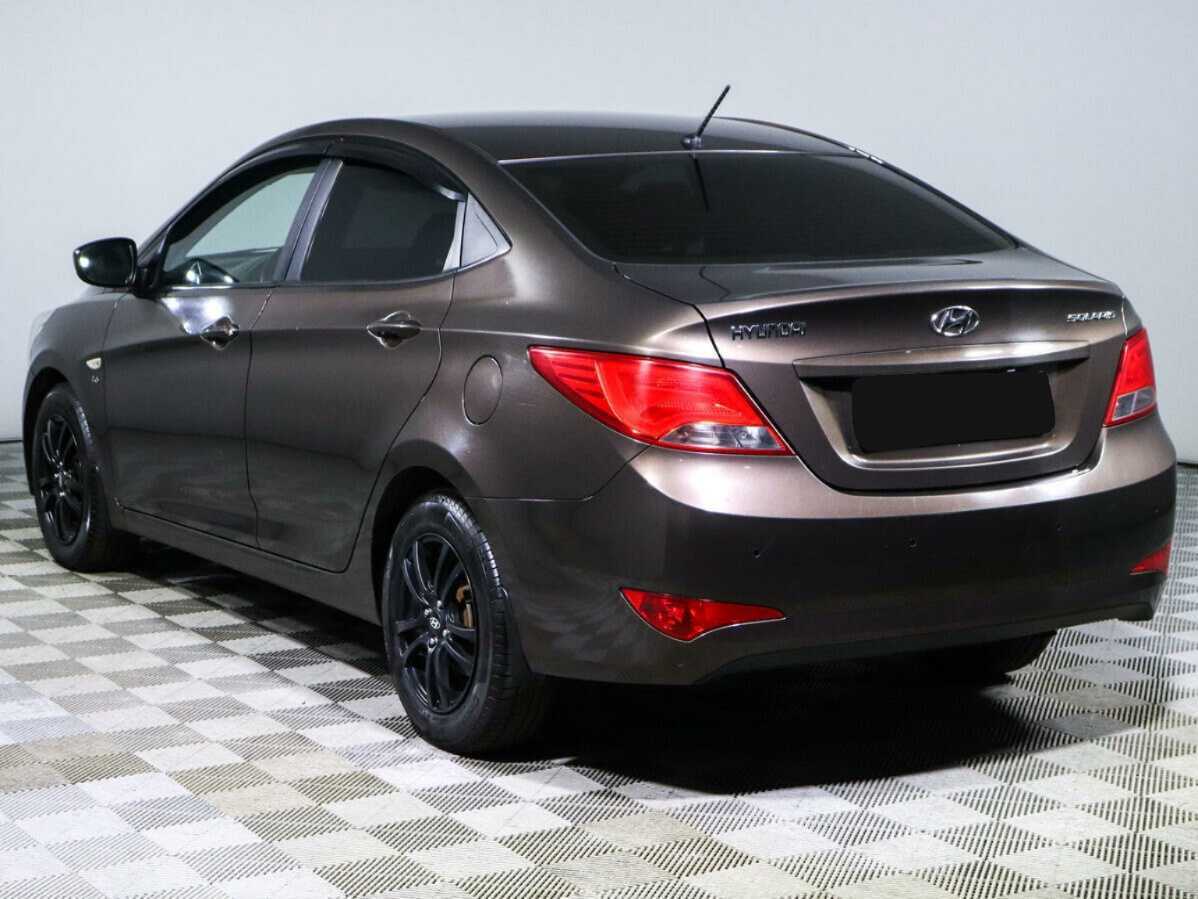 Купить Hyundai Solaris с пробегом. Фото: #5