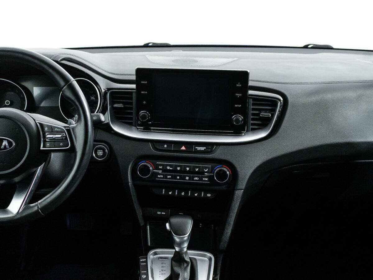 Купить Kia Ceed с пробегом. Фото: #13