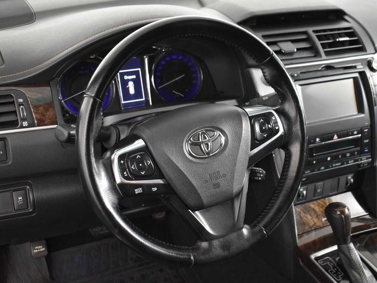 Купить Toyota Camry с пробегом. Фото: #10