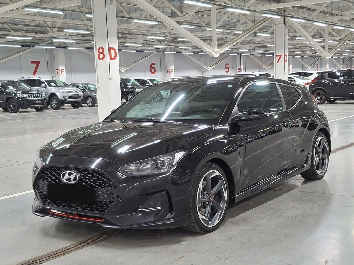 Купить Hyundai Veloster с пробегом. Посмотреть фото