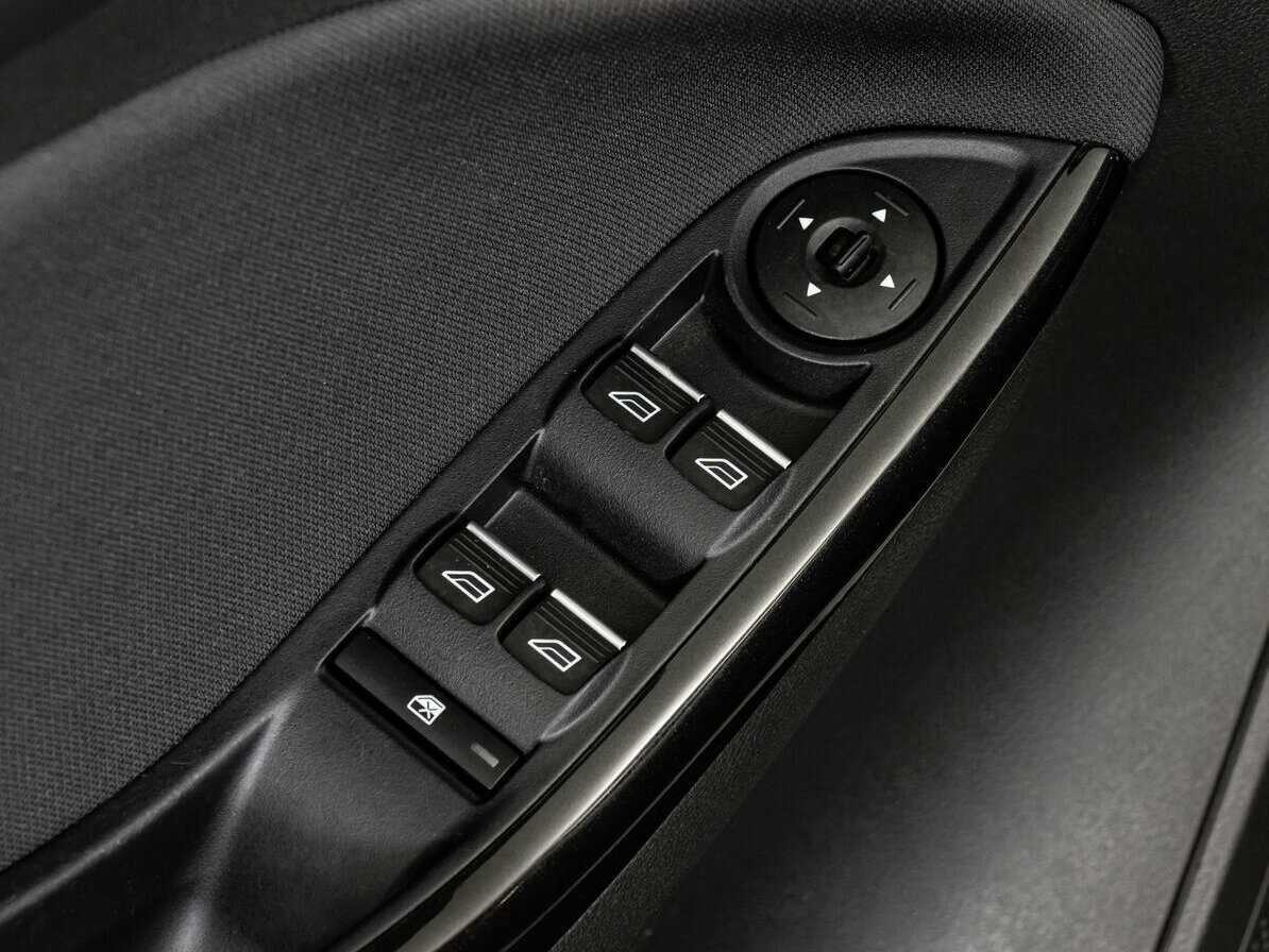 Купить Ford Focus с пробегом. Фото: #18