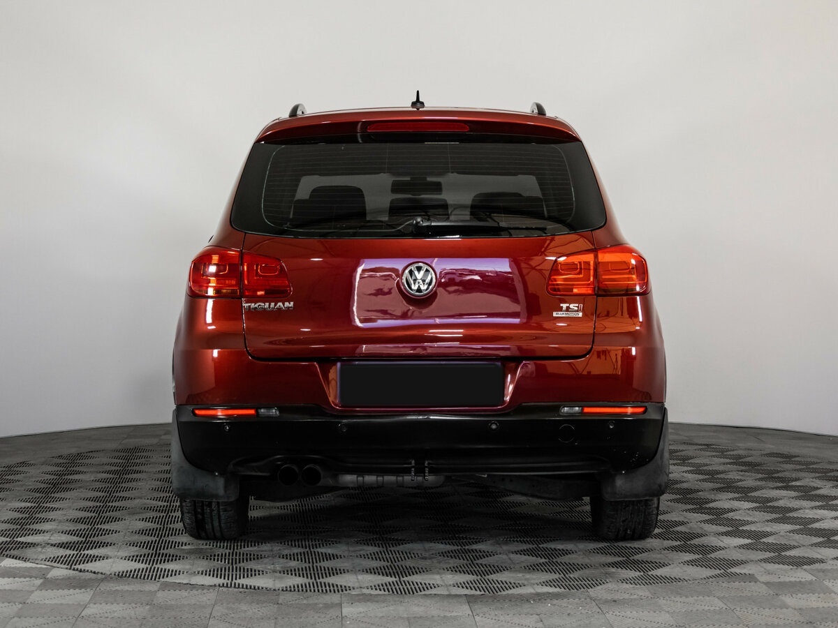 Купить Volkswagen Tiguan с пробегом. Фото: #4