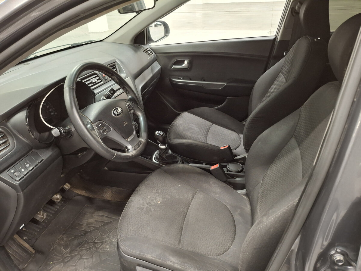 Купить Kia Rio с пробегом. Фото: #15
