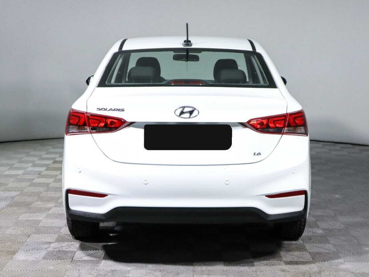 Купить Hyundai Solaris с пробегом. Фото: #5