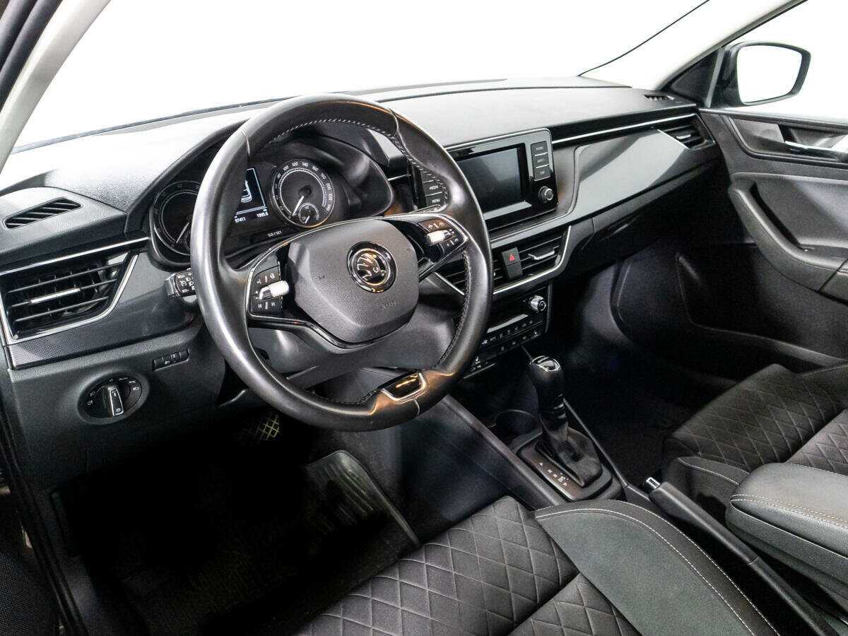 Купить Skoda Rapid с пробегом. Фото: #10