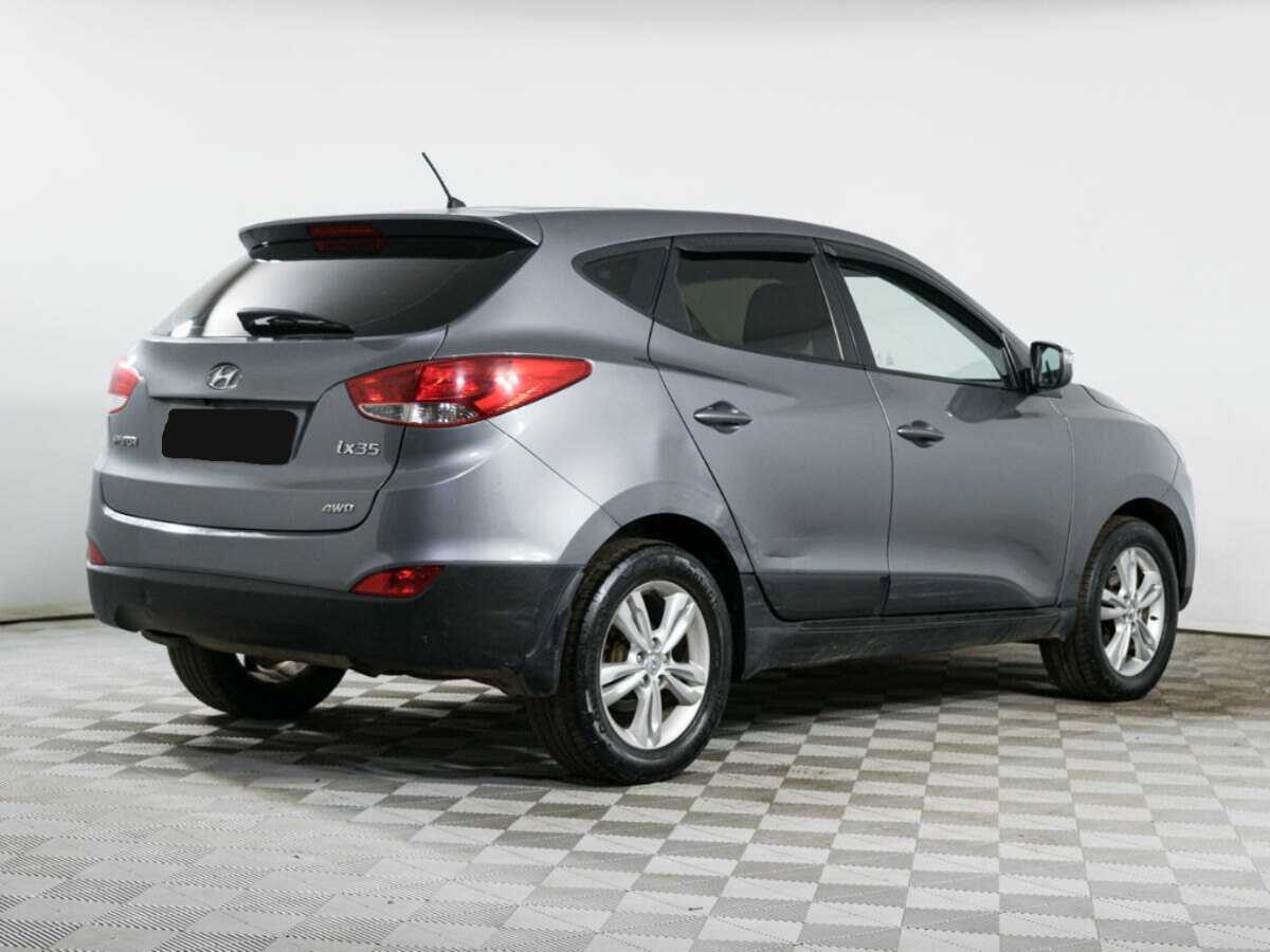 Купить Hyundai ix35 с пробегом. Фото: #3