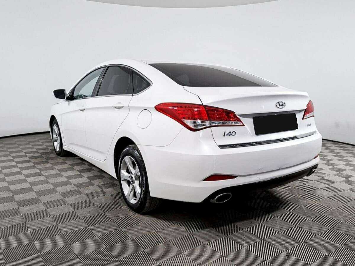 Купить Hyundai i40 с пробегом. Фото: #5