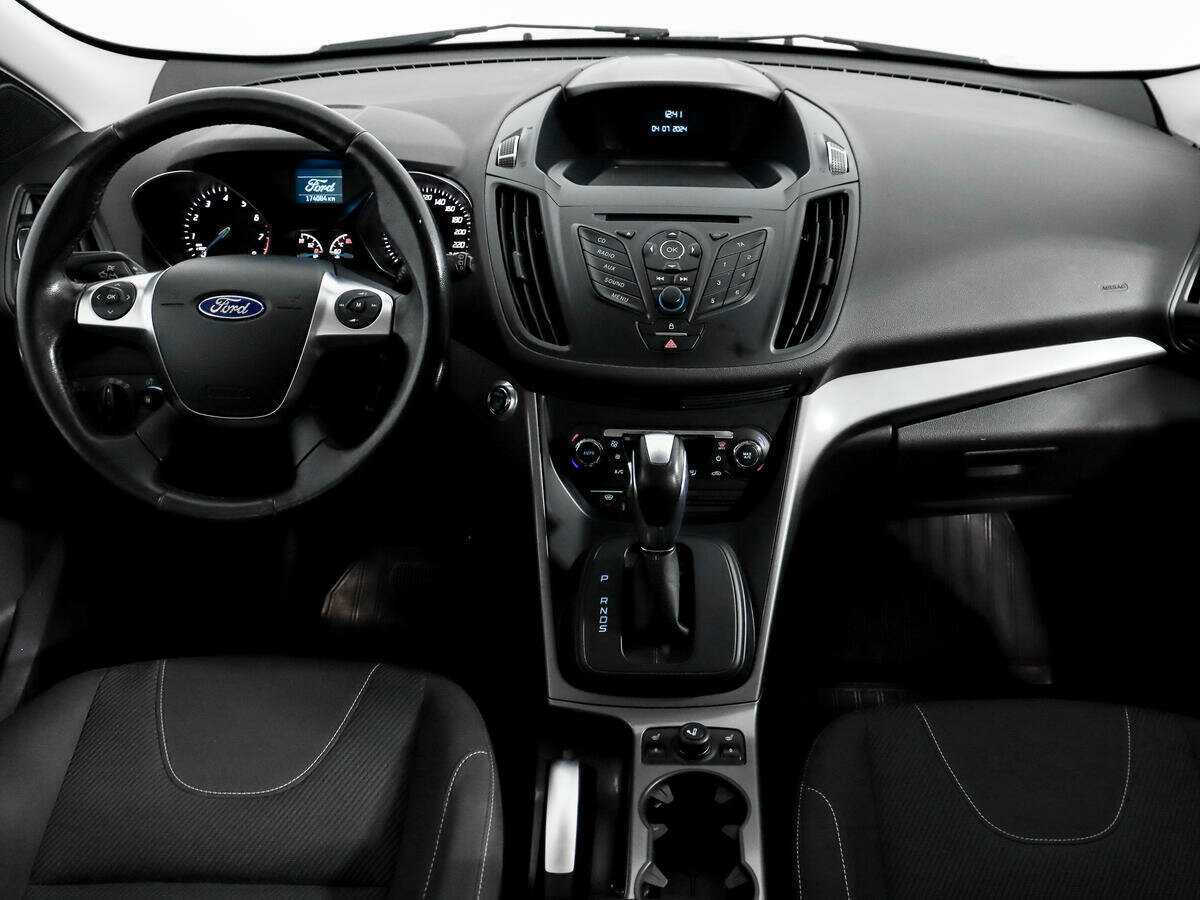 Купить Ford Kuga с пробегом. Фото: #10