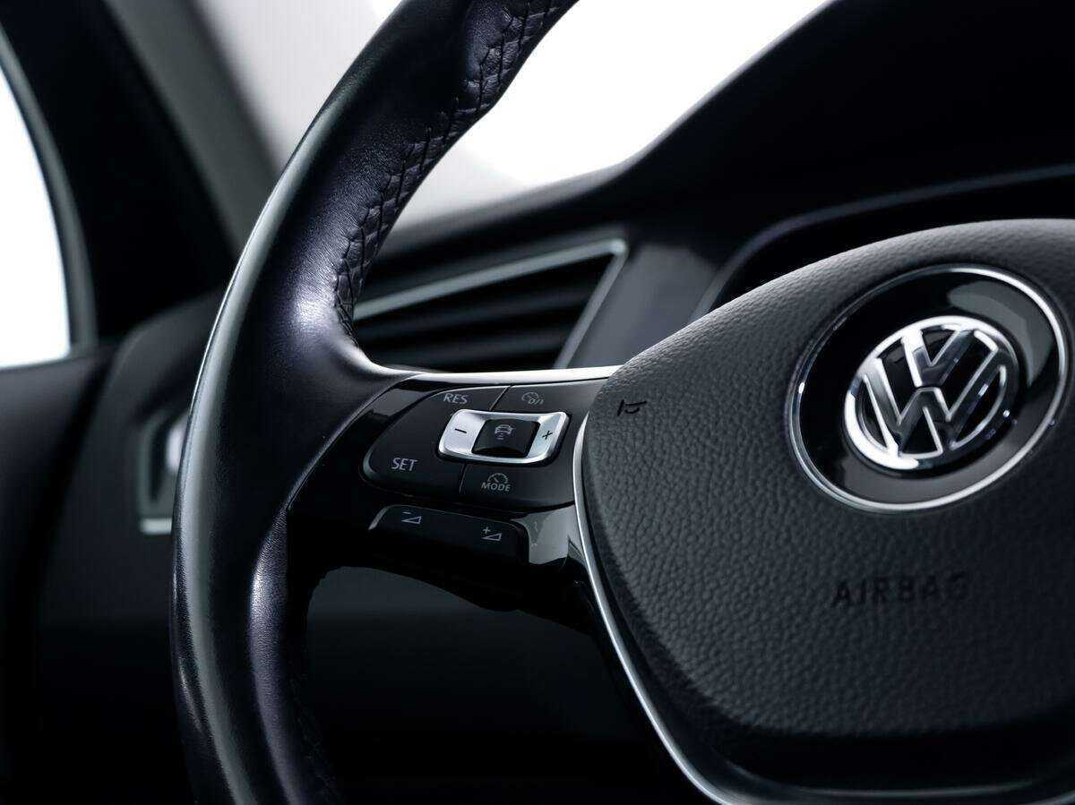Купить Volkswagen Tiguan с пробегом. Фото: #18