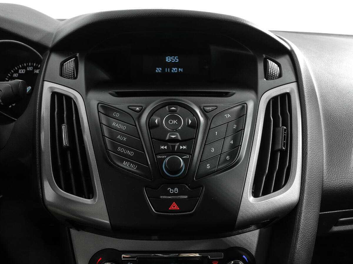 Купить Ford Focus с пробегом. Фото: #10
