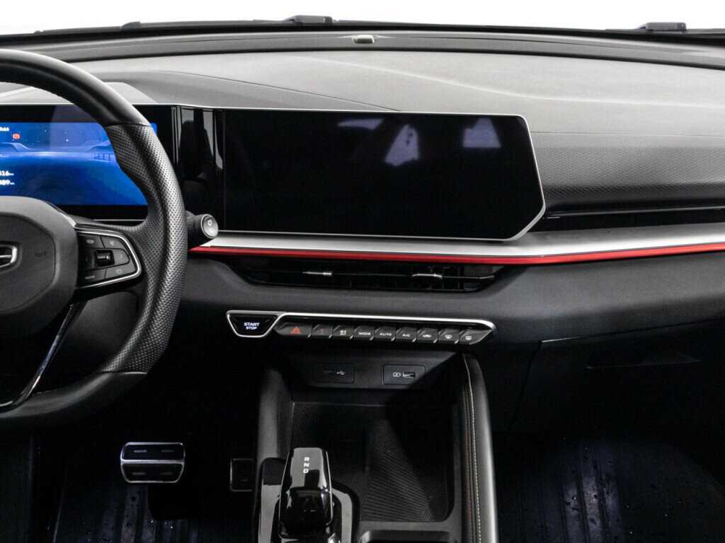 Купить Geely Coolray с пробегом. Фото: #13