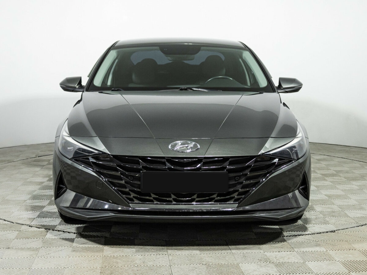 Купить Hyundai Elantra с пробегом. Фото: #1