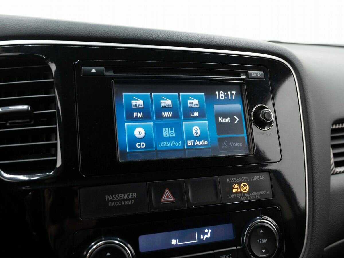 Купить Mitsubishi Outlander с пробегом. Фото: #19